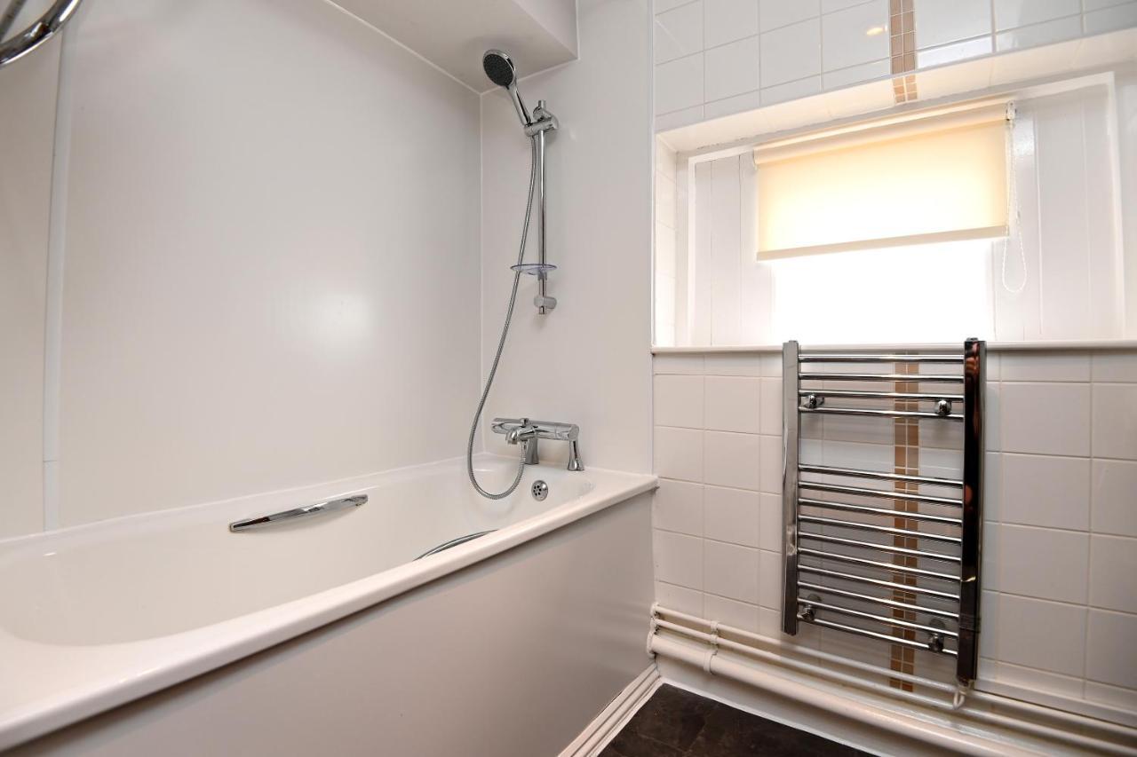 Swan, Thatcham By Marston'S Inns Экстерьер фото