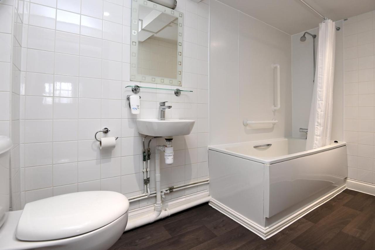 Swan, Thatcham By Marston'S Inns Экстерьер фото