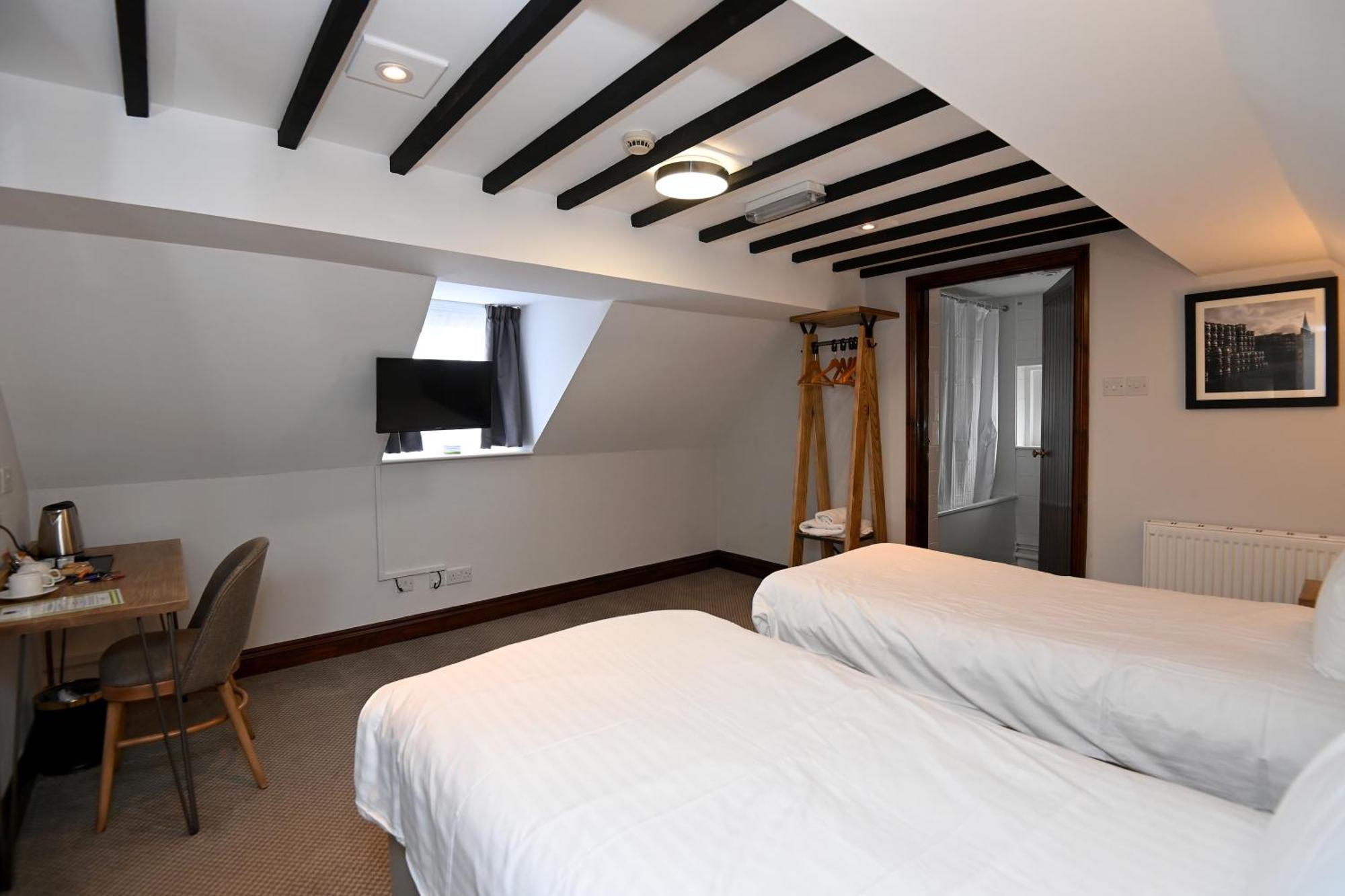Swan, Thatcham By Marston'S Inns Экстерьер фото